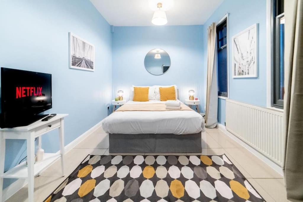 2 Bedroom Apartment Londres Extérieur photo