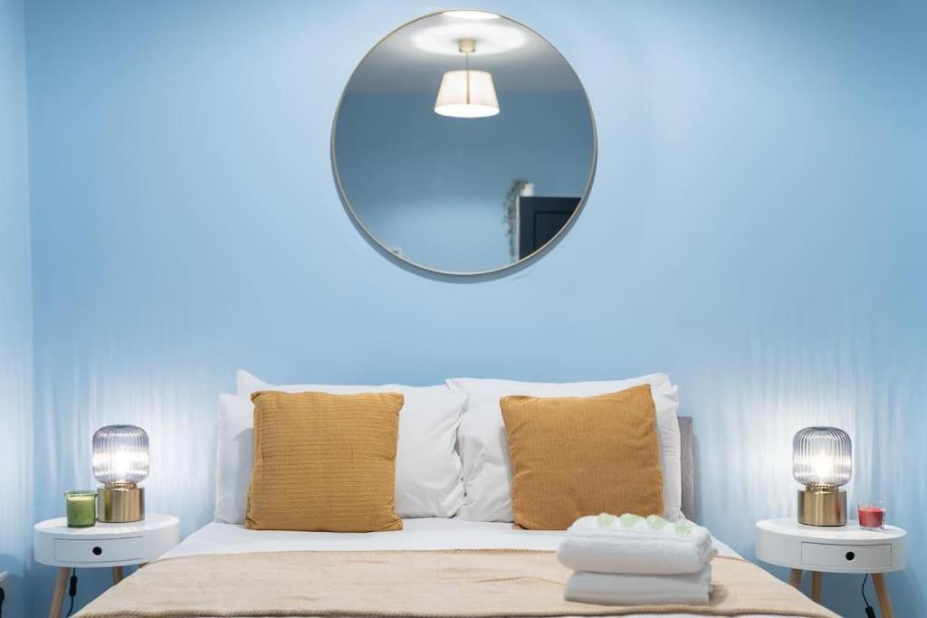 2 Bedroom Apartment Londres Extérieur photo